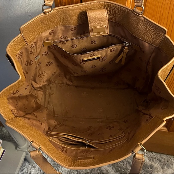 Tory Burch Caramel Pebbled Leather Tote - Picture 2 of 2
